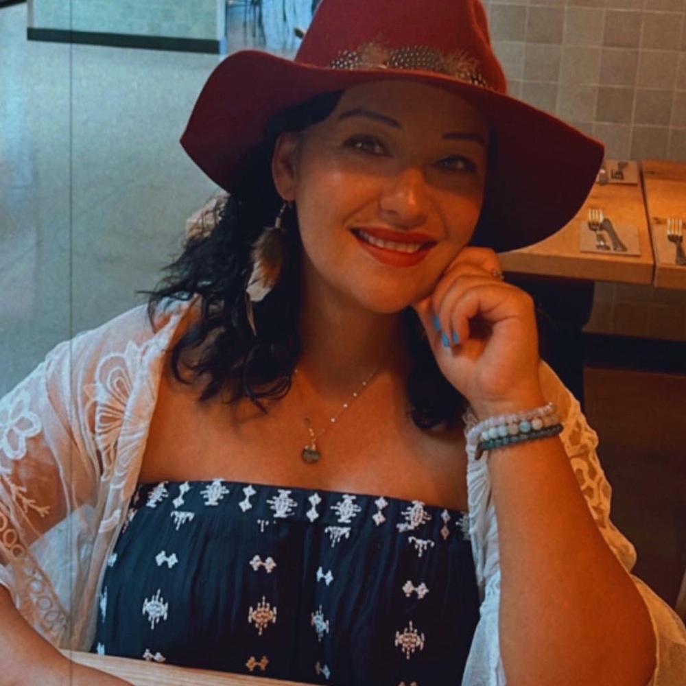 Meet your Posher, Denise